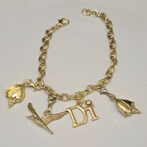 Vintage Diamonds International Di Gold Tone Charm Bracelet